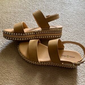 Seven Dials studded platform espadrille sandals size 8